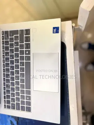 New Laptop HP EliteBook 840 16GB Intel Core Ultra 7 SSD 512GB