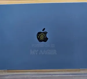 New Apple MacBook Air 2025 M4 13-inch 16GB Intel Core i7 SSD 256GB