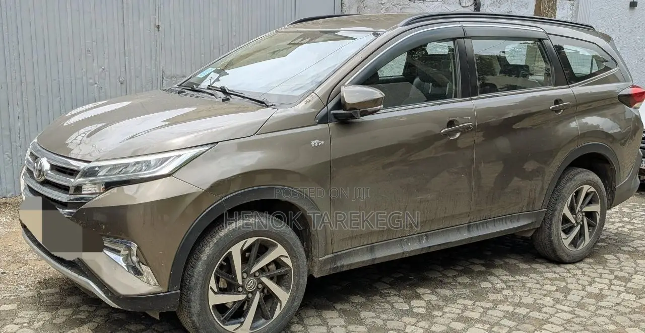 Toyota Rush 2021 Gray