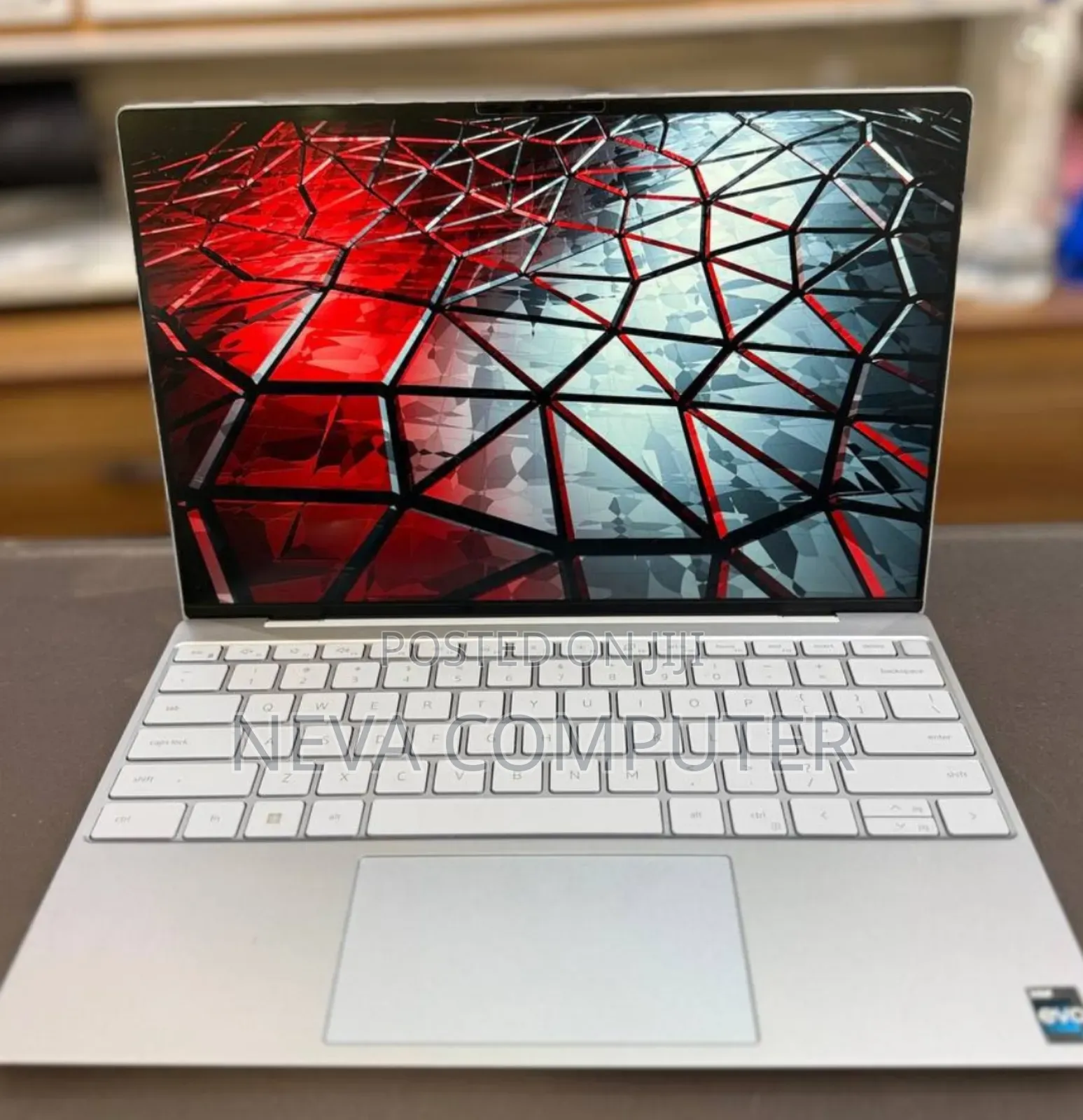 New Laptop Dell XPS 15 8GB Intel Core i5 SSD 256GB