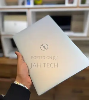 New Laptop Dell XPS 13 8GB Intel Core i5 SSD 256GB