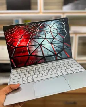 New Laptop Dell XPS 13 8GB Intel Core i5 SSD 256GB