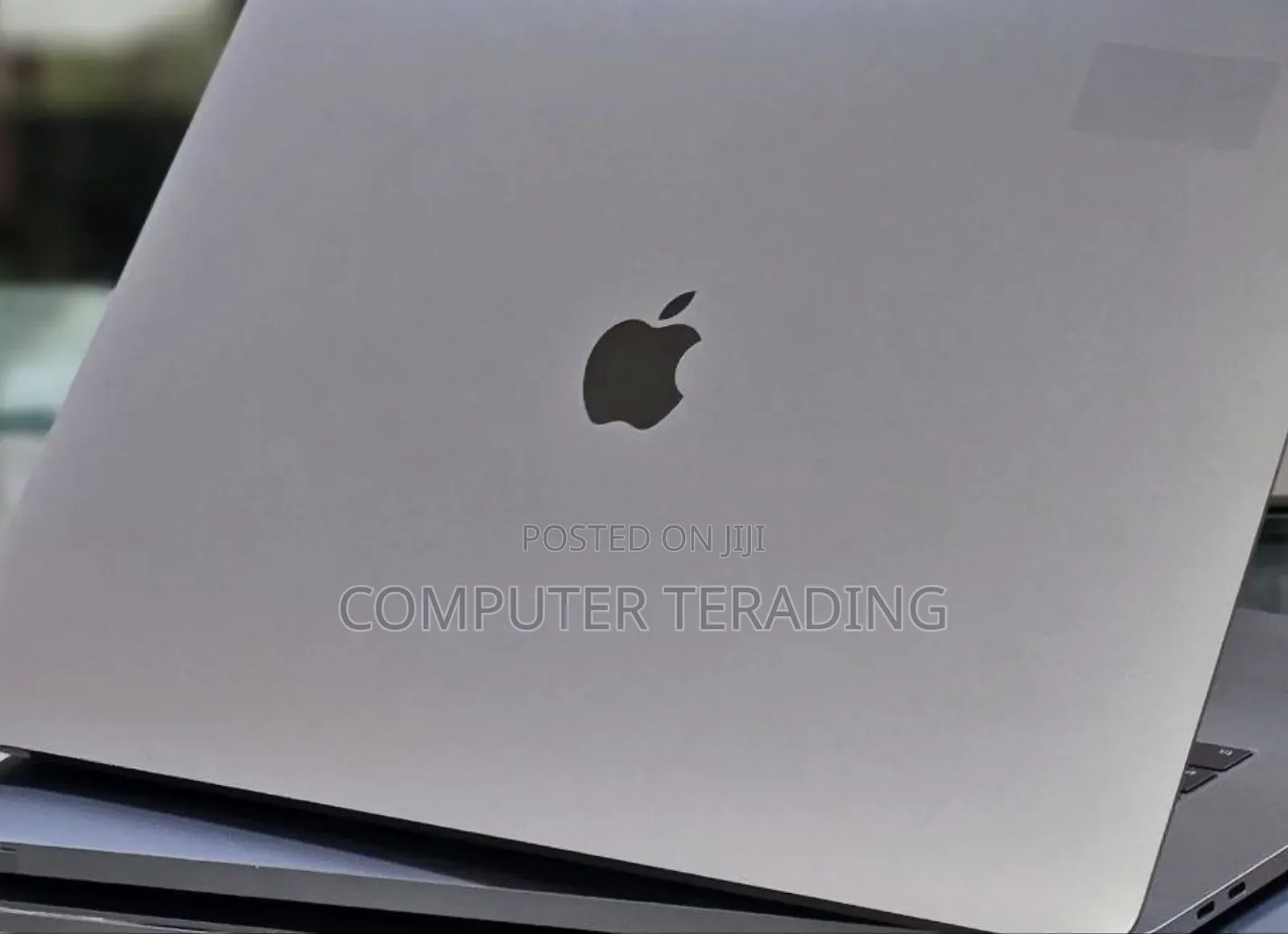 New Laptop Apple MacBook Pro 2017 16GB Intel Core i7 SSD 512GB
