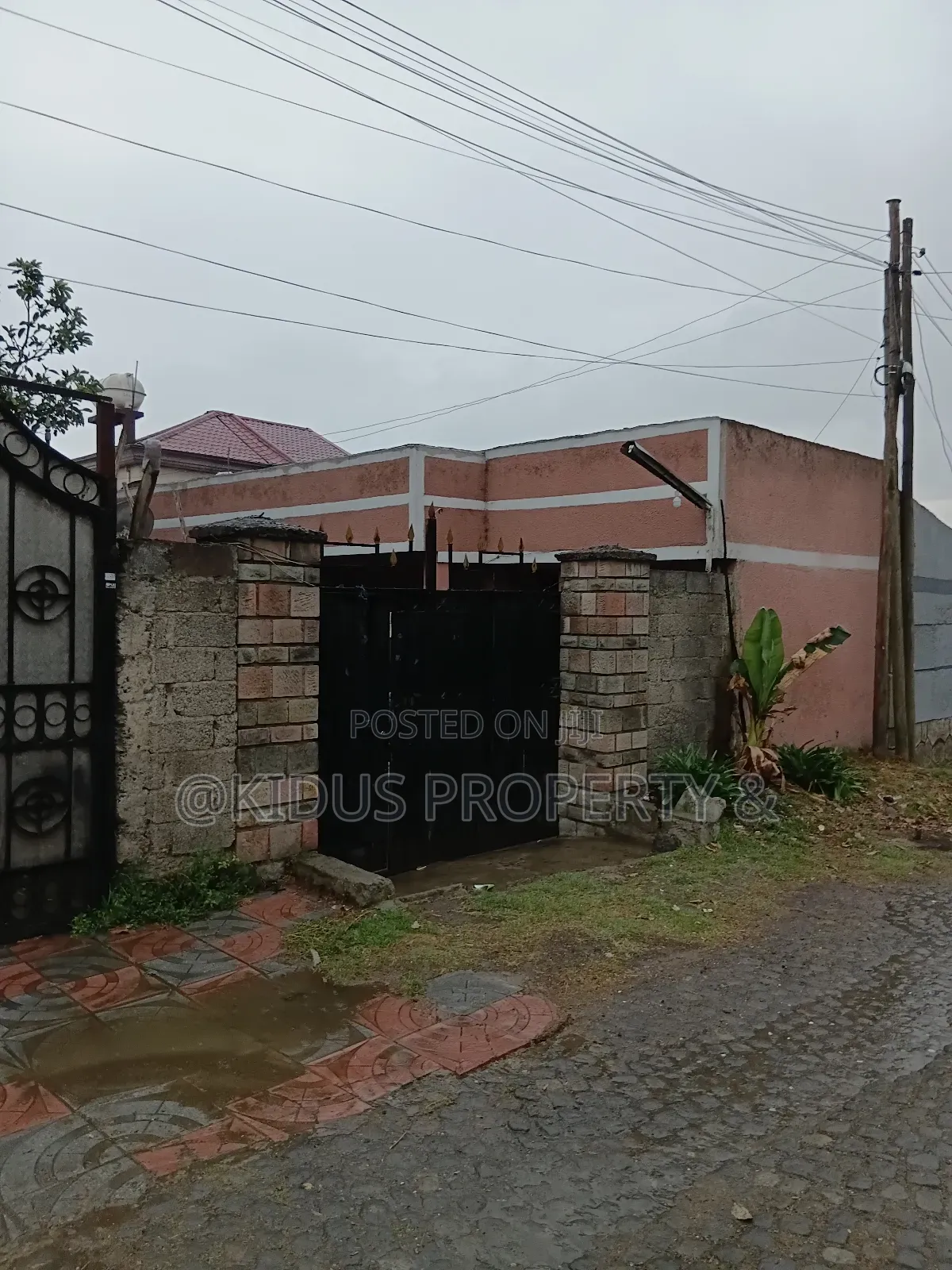 4bdrm House in Behind To Nasswe, Nifas Silk-Lafto for sale