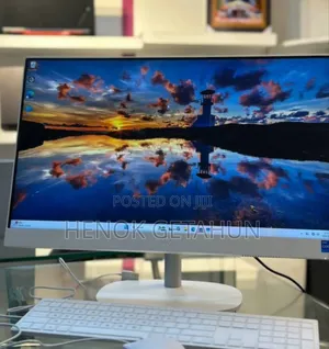New Laptop HP OmniStudio X All-in-One 16GB Intel Core i5 SSD 1T