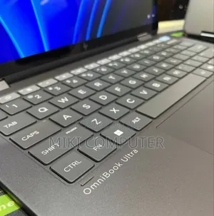 New Laptop HP OmniBook Ultra Flip 16" 32GB Intel Core Ultra 7 SSD 2T