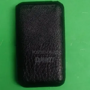 D-Wave Mini: Premium Leather Bluetooth Mp3 Player (Handmade) iPod 0.5