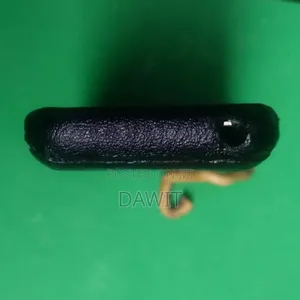 D-Wave Mini: Premium Leather Bluetooth Mp3 Player (Handmade) iPod 0.5