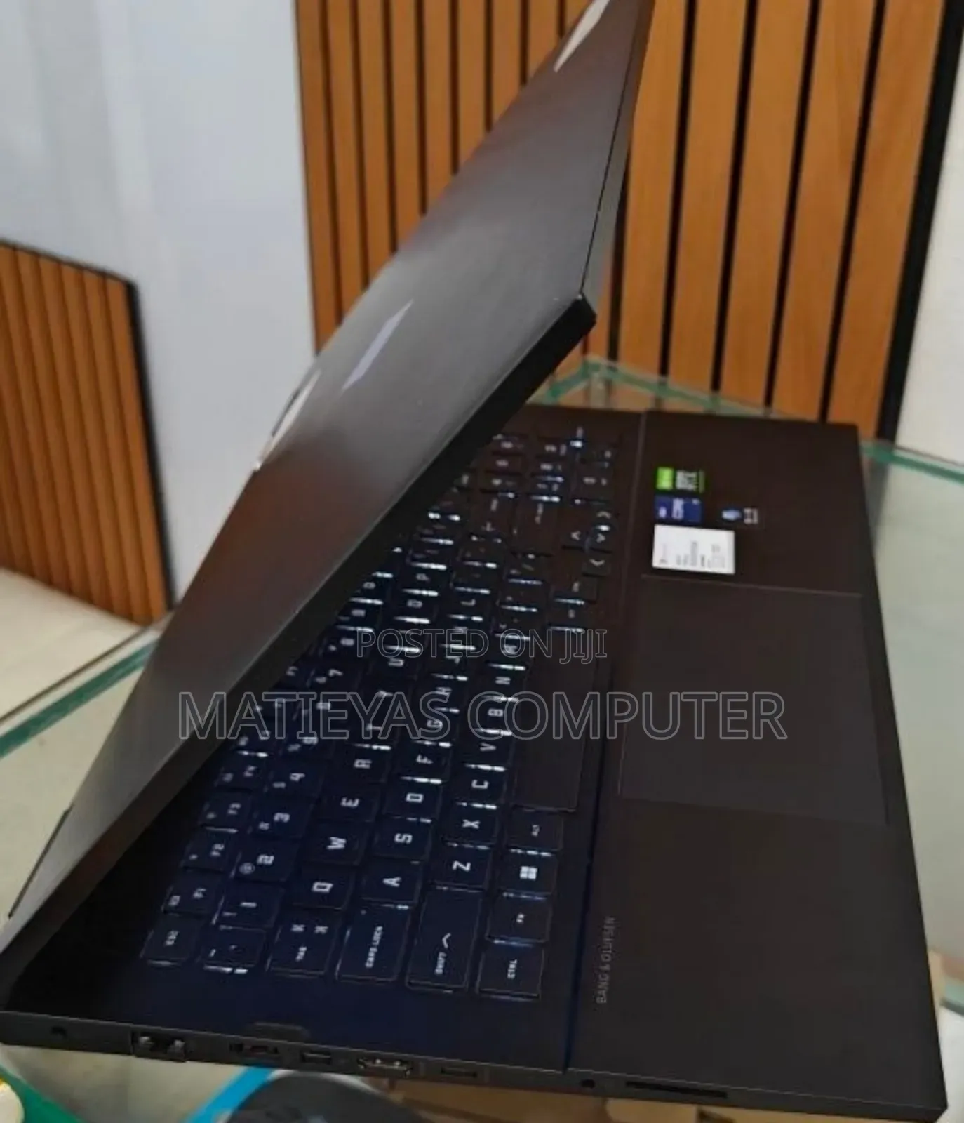 New Laptop HP Omen 15 16GB Intel Core i7 SSD 512GB