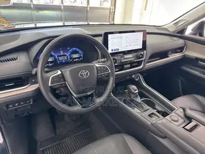 Toyota Grand Highlander Hybrid Limited AWD 2024 Black