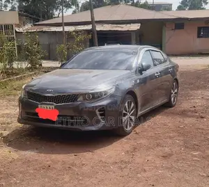 Kia K5 2016 Gray