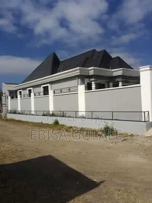 Furnished 6bdrm Farm House in Yeka for sale