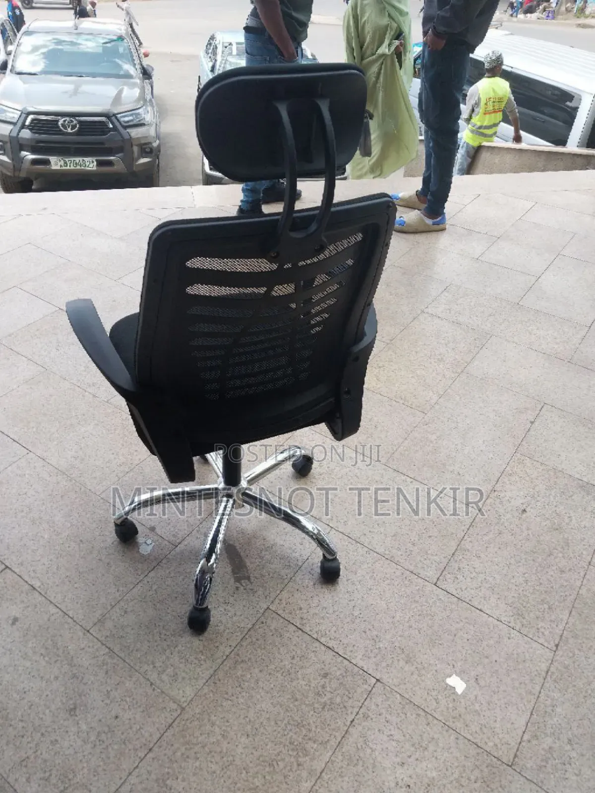 Secretay Chair