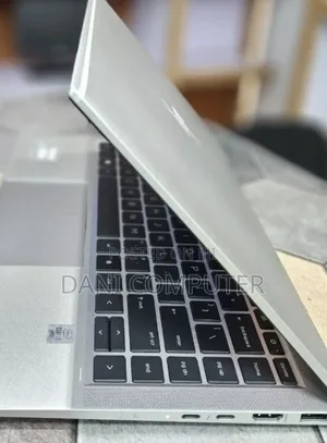 New Laptop HP EliteBook x360 1040 G7 16GB Intel Core i7 SSD 512GB