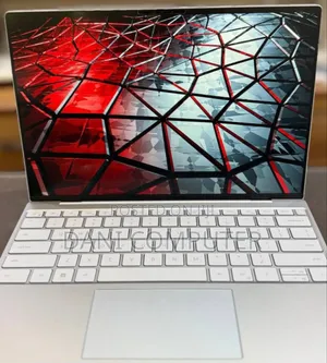 New Laptop Dell XPS 13 8GB Intel Core i5 SSD 256GB