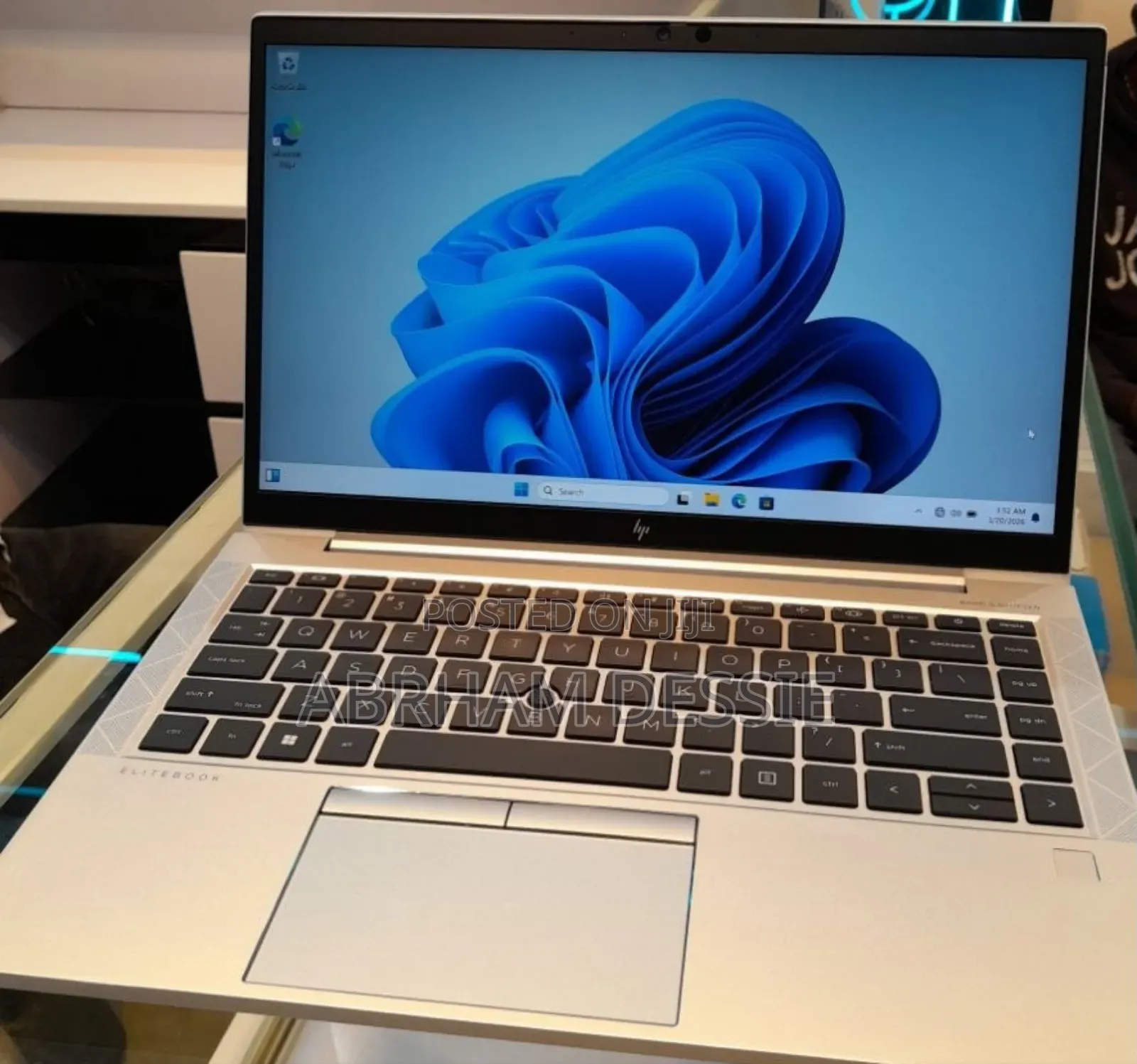 New Laptop HP EliteBook 840 G8 16GB Intel Core i7 SSD 512GB