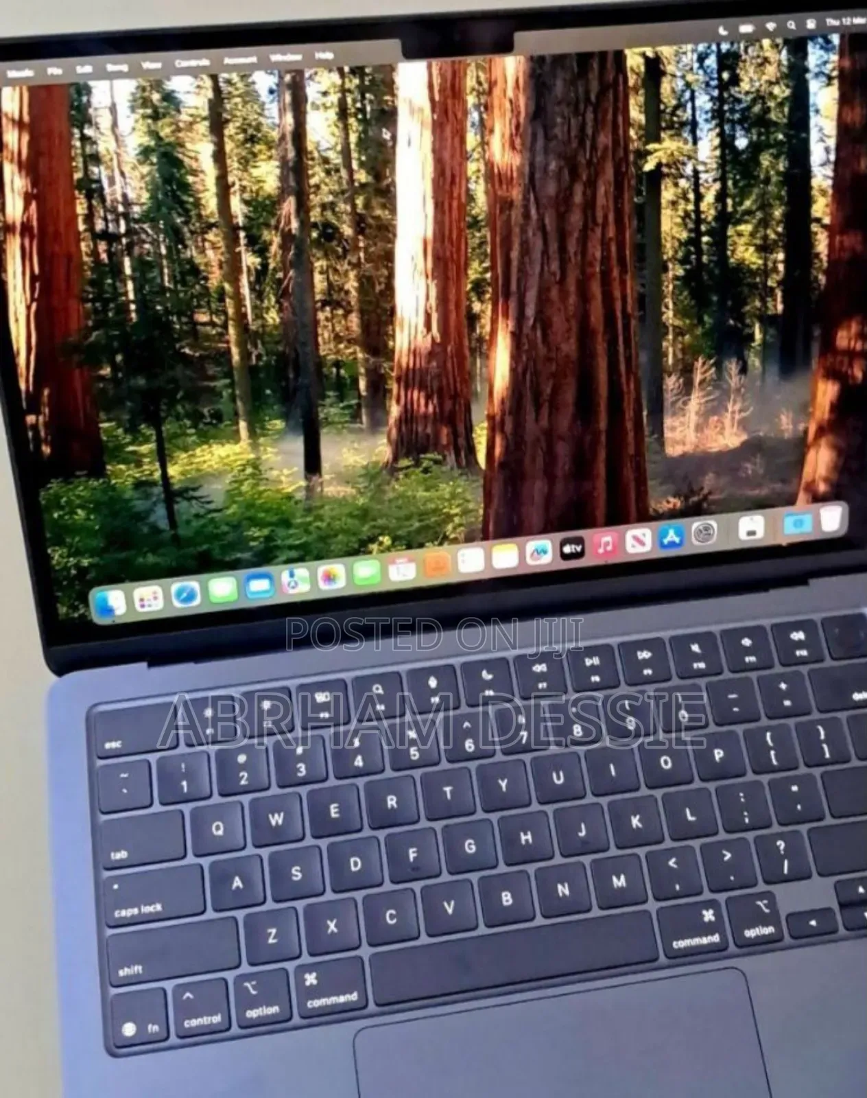 New Laptop Apple MacBook Air 2025 M4 13-inch 16GB Apple M4 SSD 256GB