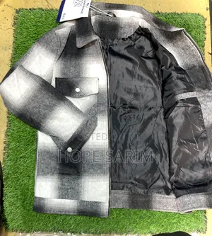 Stylish Men's Zip