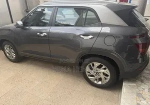 Hyundai Creta 2022 Silver