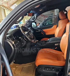 Lexus LX 2018
