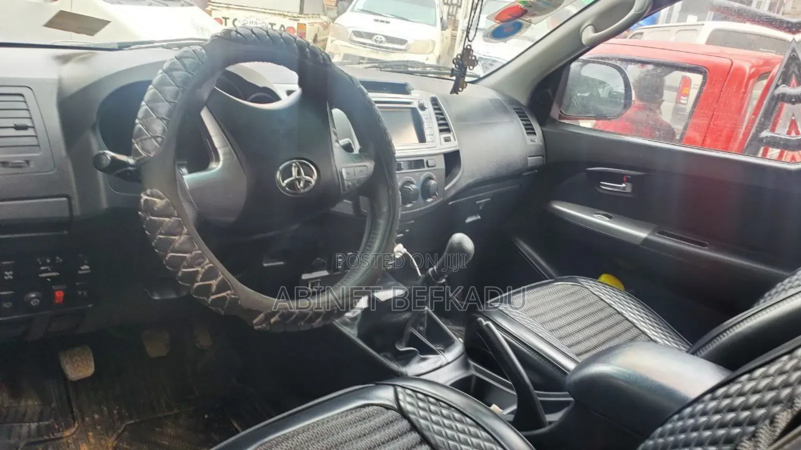 Toyota Hilux 2015 Gray