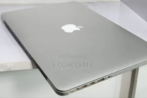 Laptop Apple MacBook Pro 2015 8GB Intel Core i5 SSD 128GB