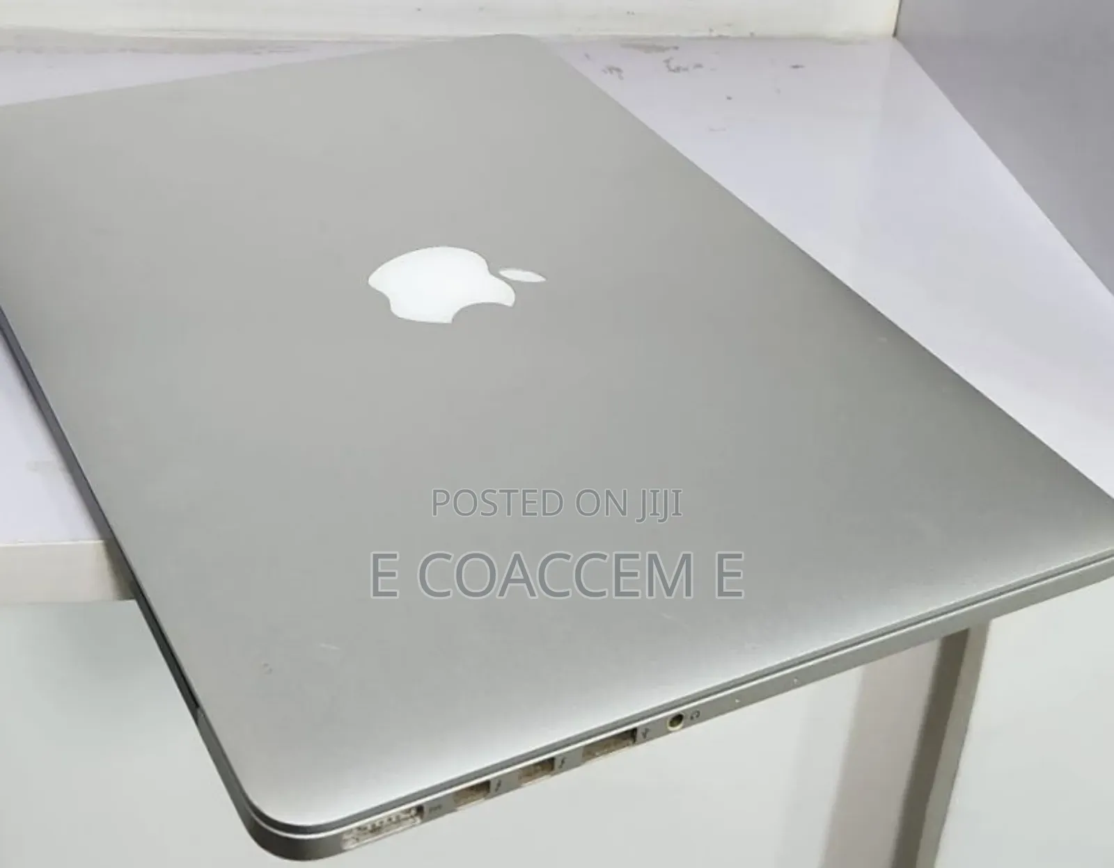 Laptop Apple MacBook Pro 2015 8GB Intel Core i5 SSD 128GB