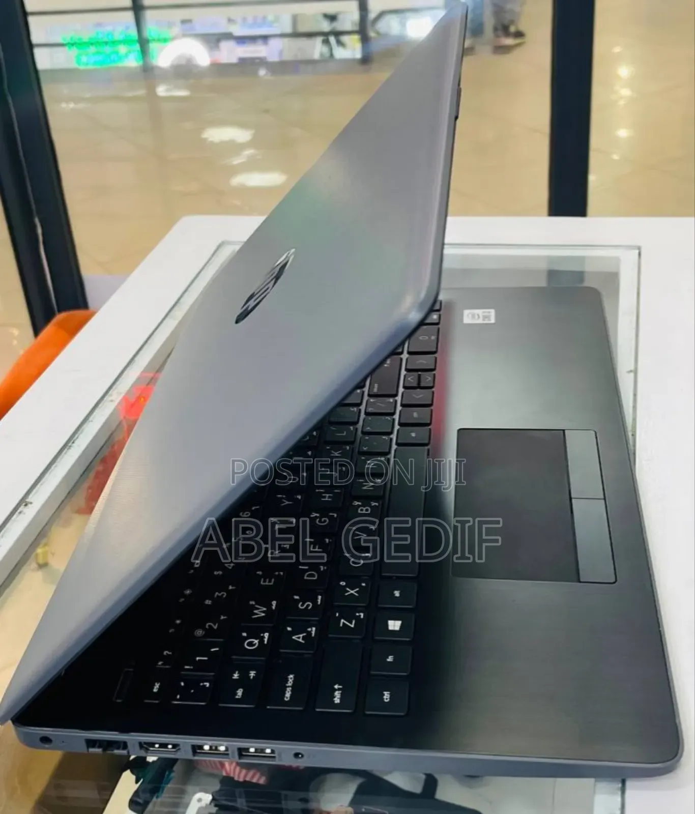 New Laptop HP Stream Notebook 8GB Intel Core i3 HDD+SSD 1T