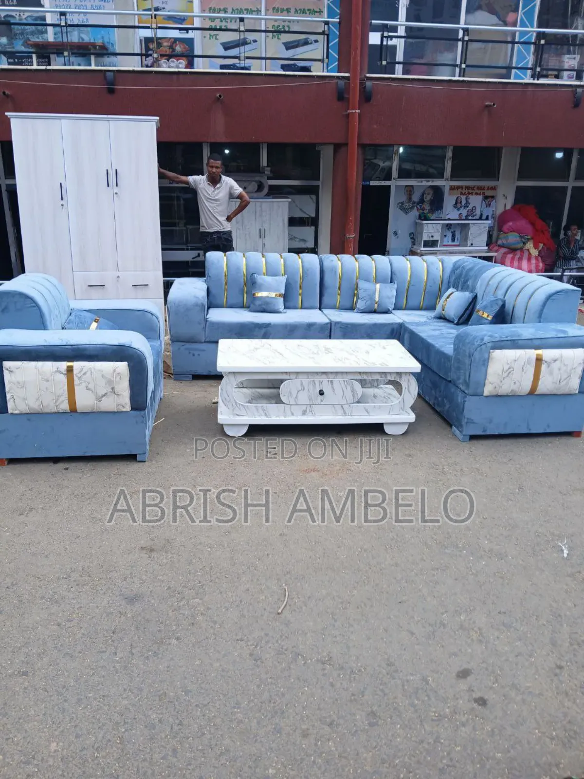 Sofa White ሰማያዊ Color Free Delivery