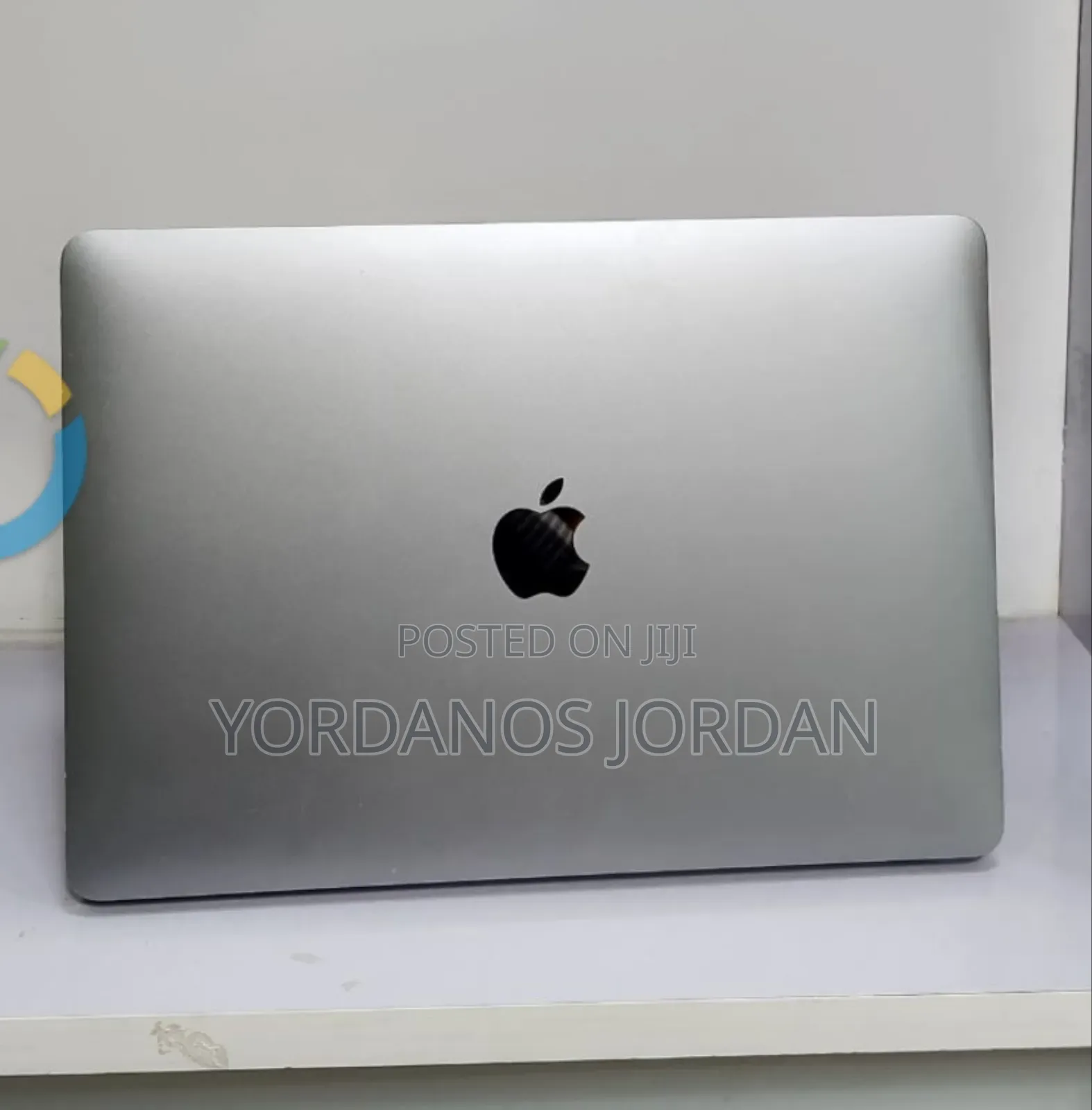 New Laptop Apple MacBook Air 2020 M1 8GB Apple M1 SSD 256GB
