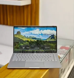 New Laptop HP Pavilion 13 8GB Intel Core i5 SSD 512GB