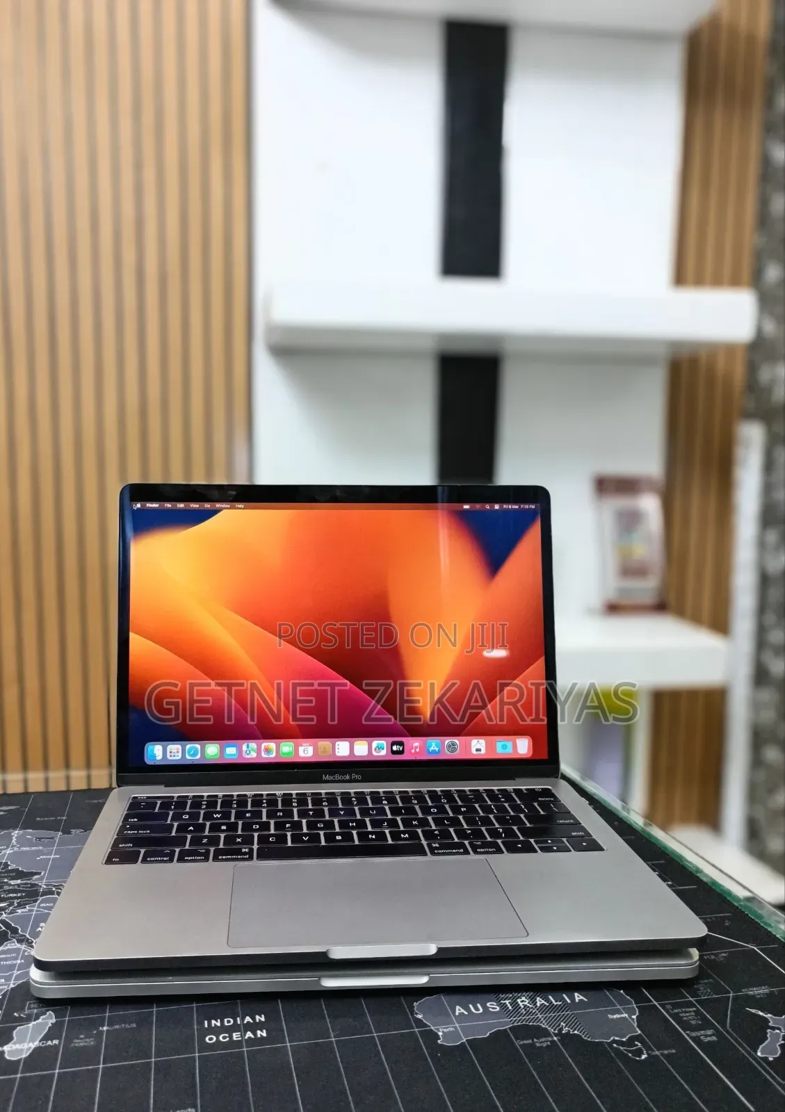 New Laptop Apple MacBook Pro 2017 8GB Intel Core i5 SSD 128GB