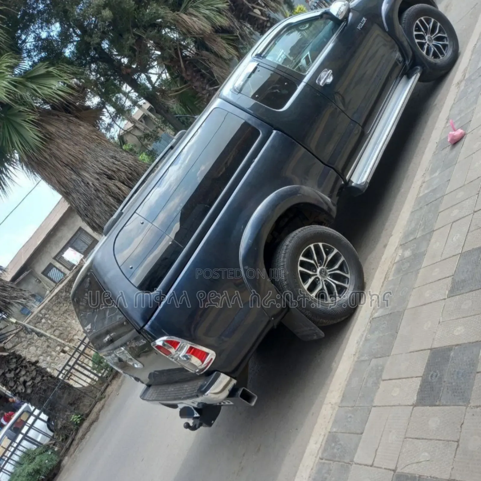Toyota Hilux 2014 Maroon