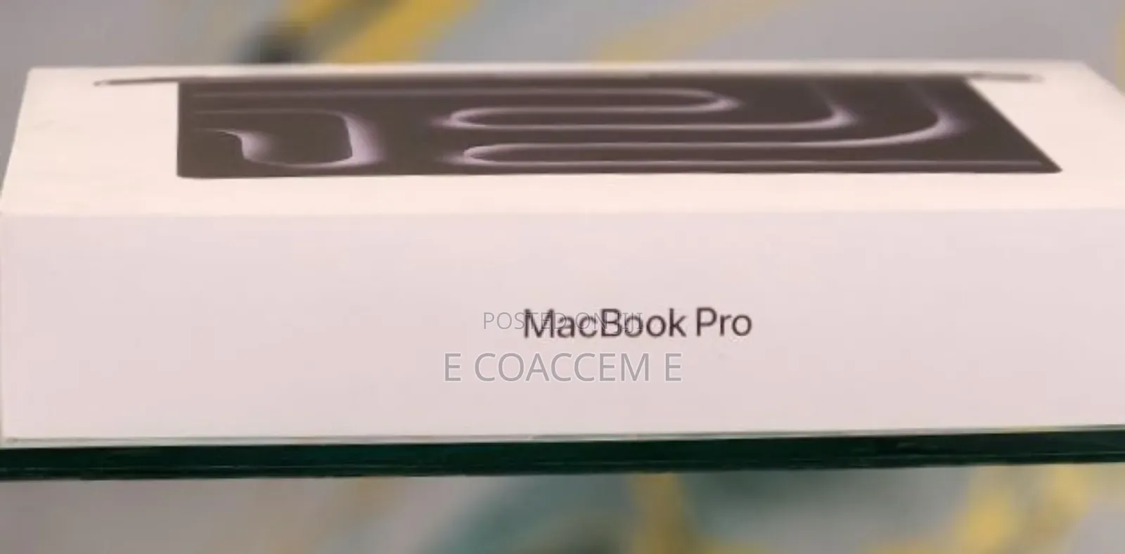 New Laptop Apple Macbook Pro 2025 M5 14-inch 16GB Apple M5 SSD 1T
