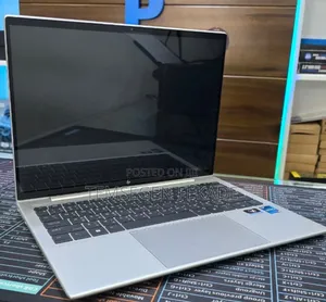 New Laptop HP Dragonfly Folio 16GB Intel Core i7 SSD 512GB