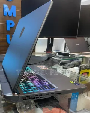 New Laptop MSI 16GB Intel Core Ultra 7 SSD 1T