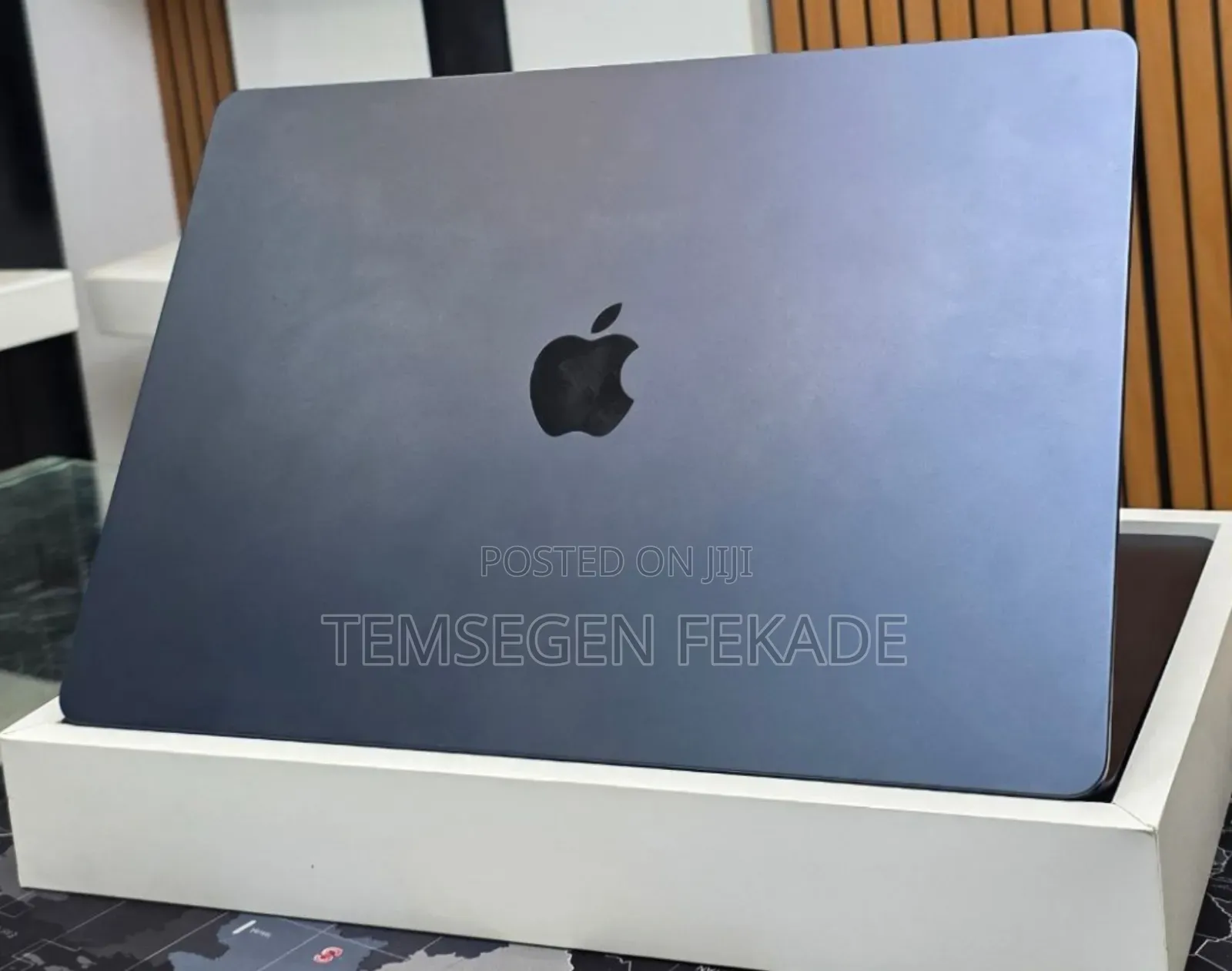 New Apple MacBook Air 2025 M4 15-inch 16GB Apple M4 Max SSD 256GB
