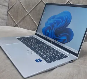 New Laptop HP EliteBook 840 G9 16GB Intel Core i7 SSD 512GB