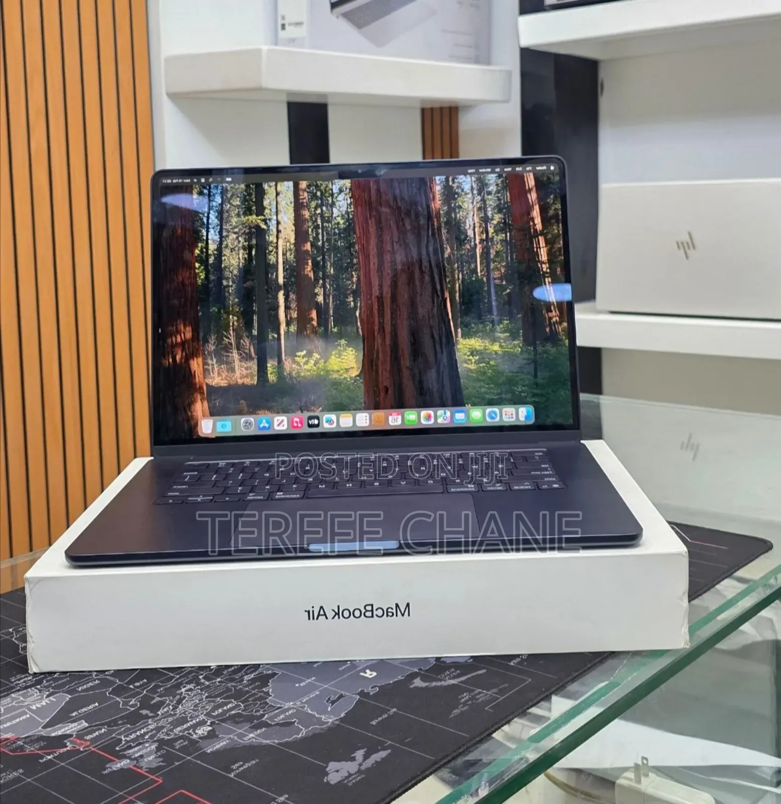 New Laptop Apple MacBook Air 2025 M4 15-inch 16GB Apple M4 SSD 256GB