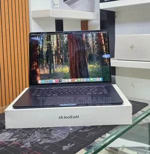 New Laptop Apple MacBook Air 2025 M4 15-inch 16GB Apple M4 SSD 256GB