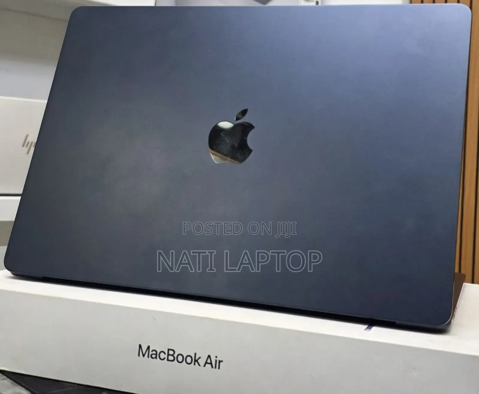 New Laptop Apple MacBook Air 2025 M4 15-inch 16GB Apple M4 SSD 256GB