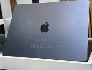 New Laptop Apple MacBook Air 2025 M4 15-inch 16GB Apple M4 SSD 256GB