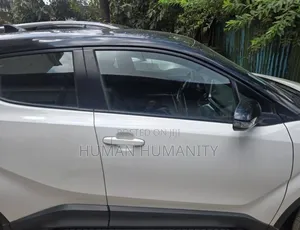 Toyota C-HR 2021 White