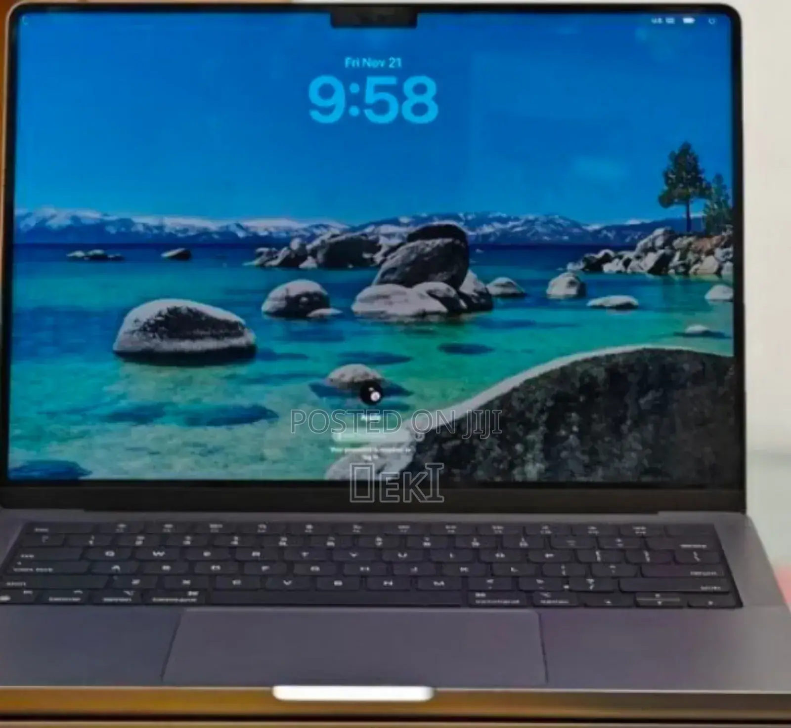 New Laptop Apple MacBook Pro M1 32GB Apple M1 Pro SSD 512GB