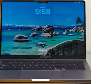 New Laptop Apple MacBook Pro M1 32GB Apple M1 Pro SSD 512GB
