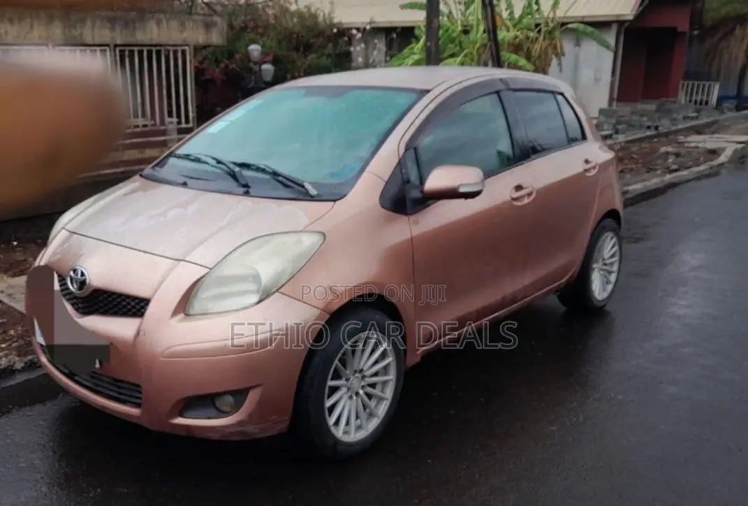 Toyota Yaris 2008 Orange