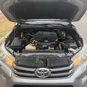 Toyota Hilux 2016