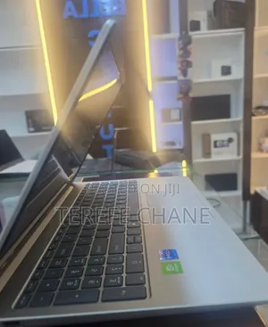 New Laptop HP Stream Notebook 8GB Intel Core i7 SSD 512GB