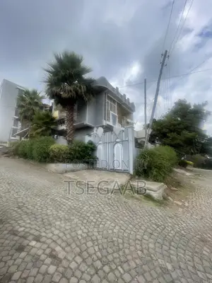 3bdrm Duplex in Kolfe Keranio for sale