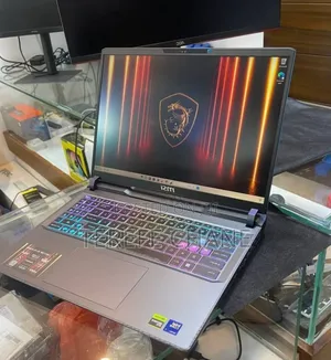 New Laptop MSI Vector 16 HX AI A2XWIG 16GB Intel Core Ultra 7 SSD 1T